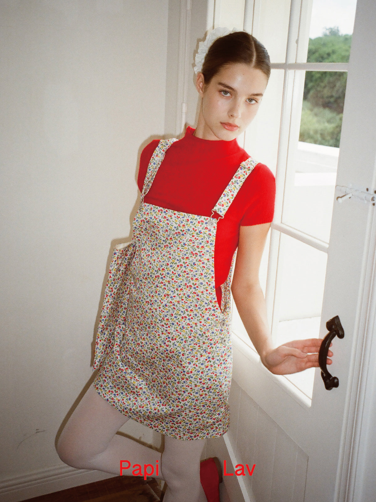 FLORAL PRINT ZONE-OUT DUNGAREE DRESS