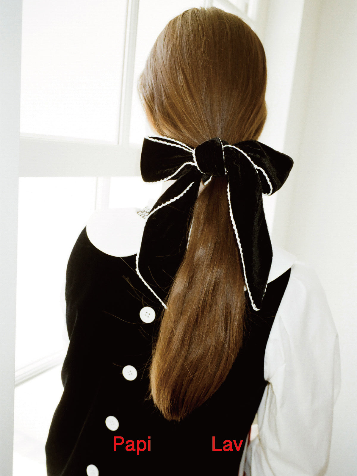 TWILLY BOW