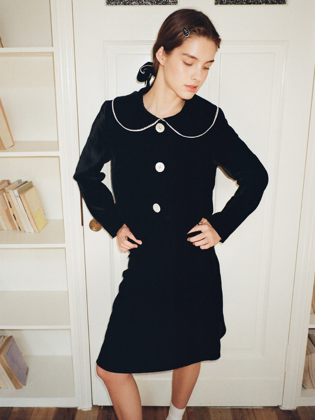 BLACK PHOEBE VELVET SKIRT