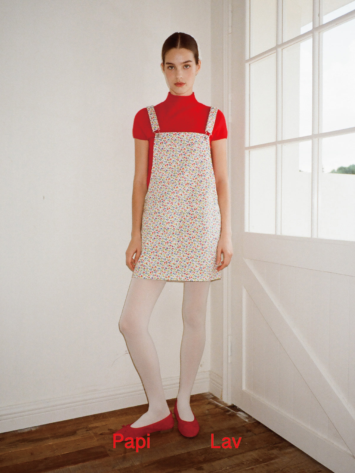 FLORAL PRINT ZONE-OUT DUNGAREE DRESS