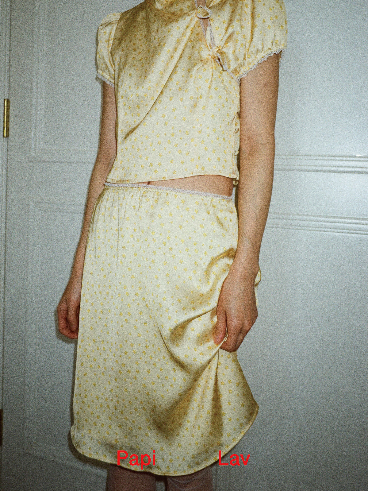 YELLOW FLORAL PRINT MISTY SKIRT