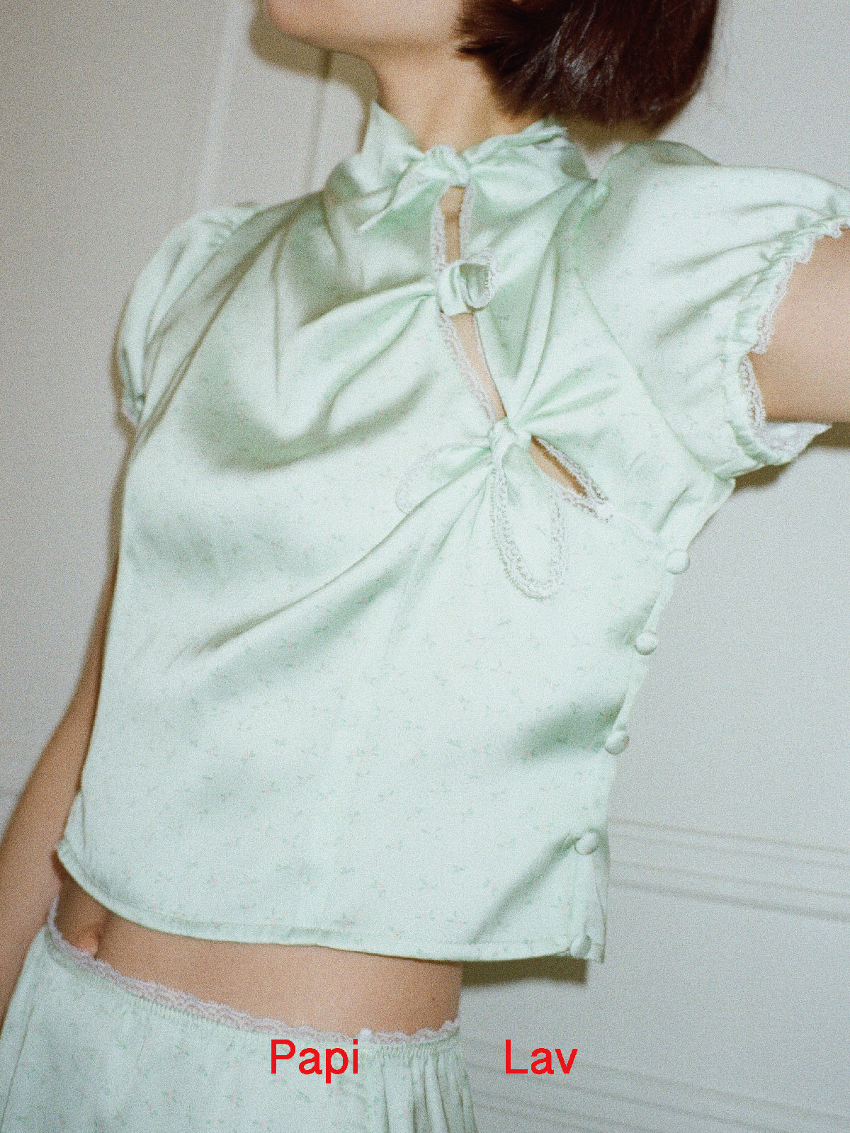 GREEN FLORAL PRINT AMBER TOP