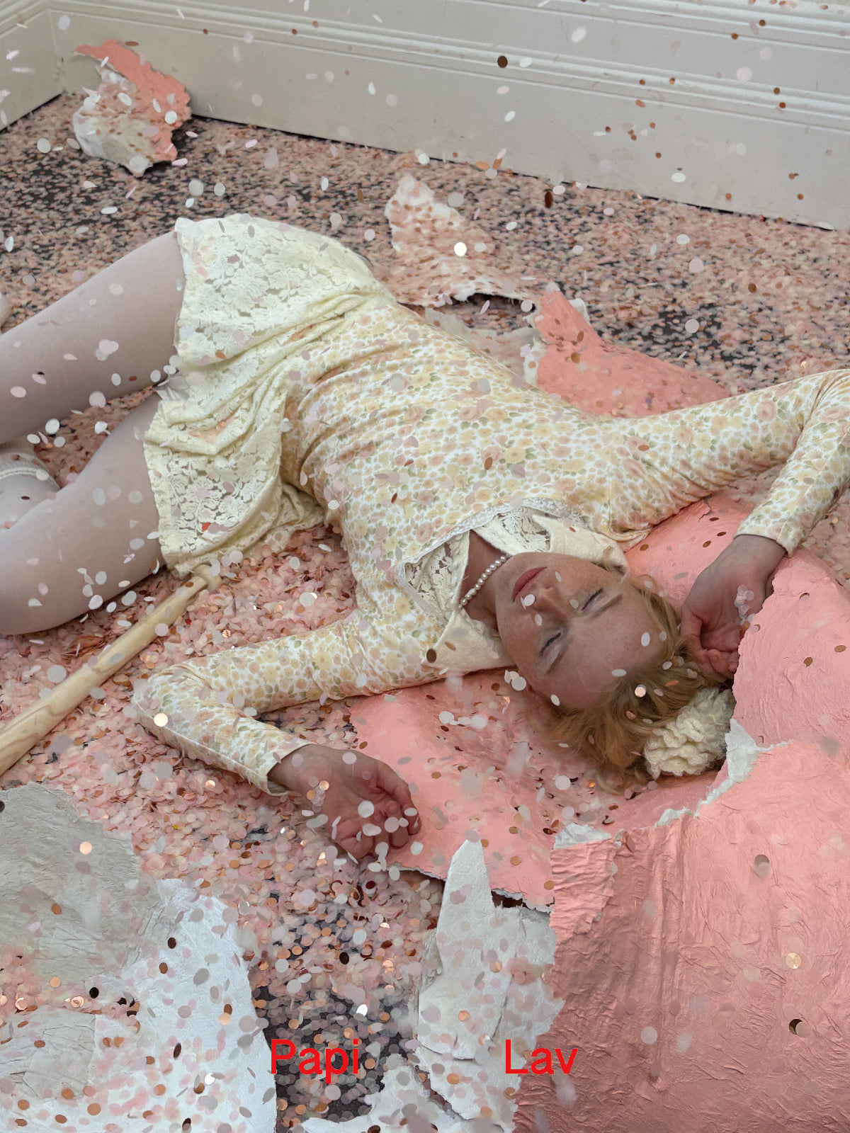 ROSE PRINT ROSE U-NECK TOP