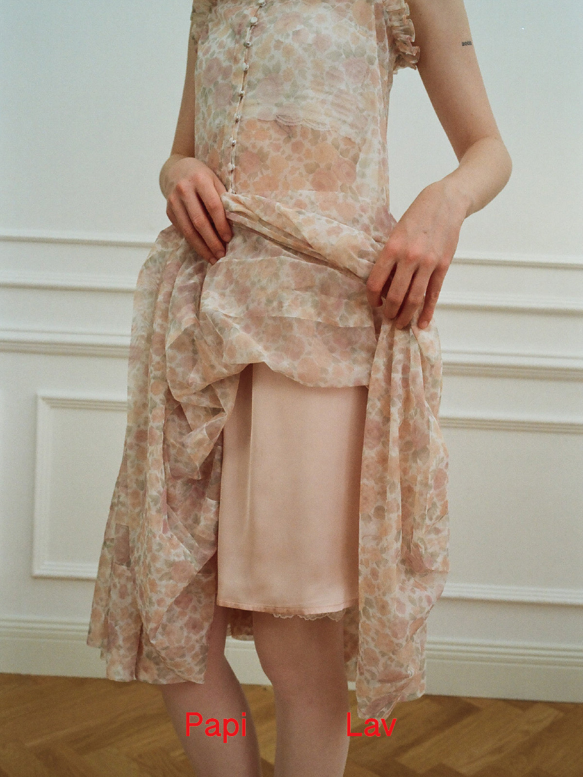 ROSE PRINT LAST DANCE DRESS