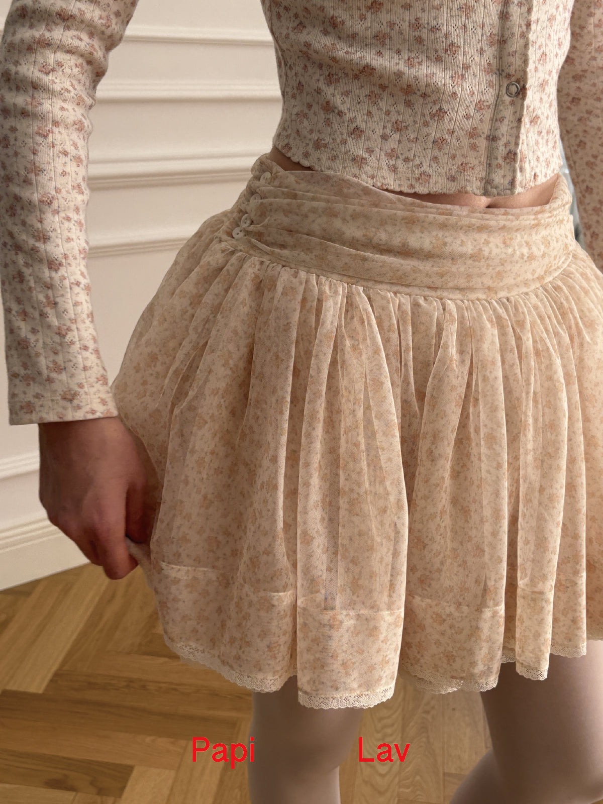 BEIGE FLORAL PRINT MOONSTRUCK TUTU SKIRT