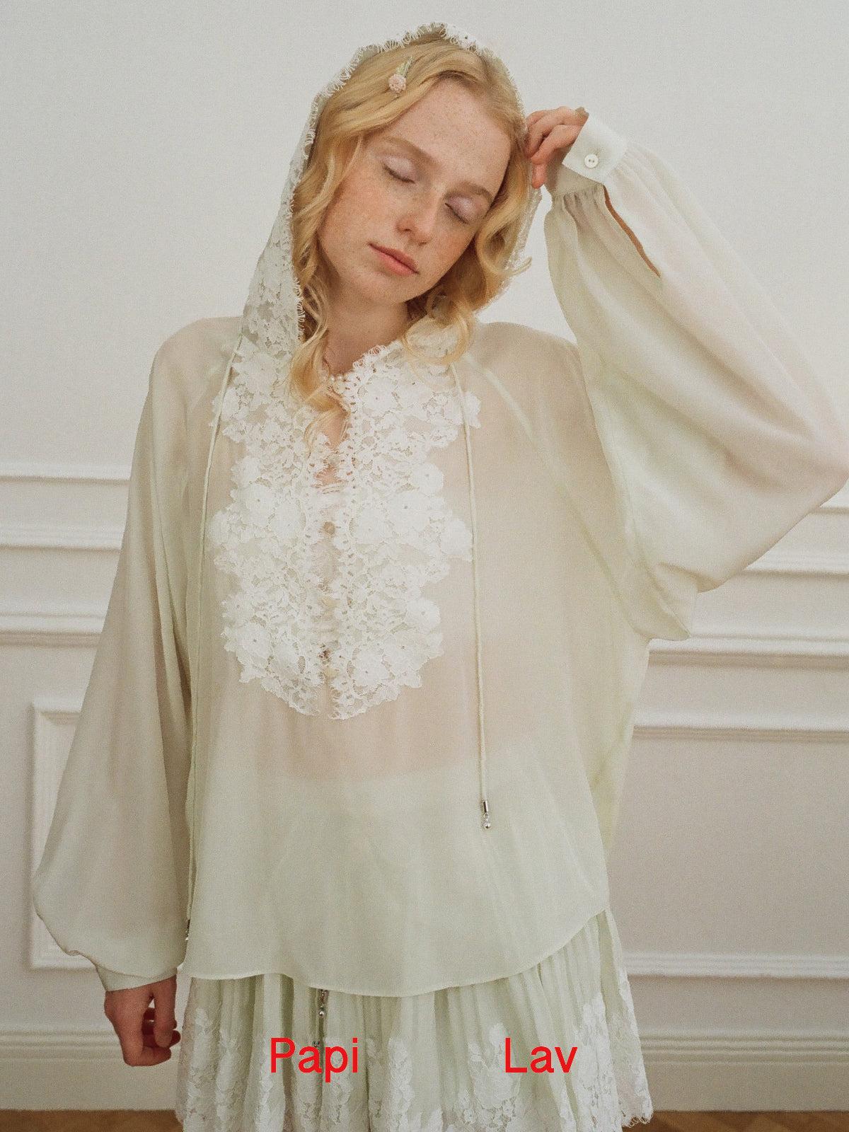 LIGHT GREEN MISS-YOU HOODED SHIRT AND PLEATED SKIRT