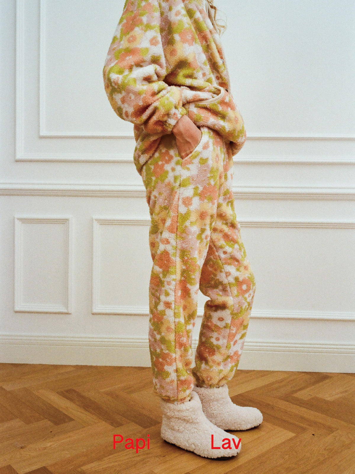 FLORAL PRINT OVERSIZED POLAR FLEECE SWEATSHIRT AND PANTS