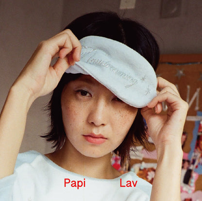 DAYDREAMING EYE MASK