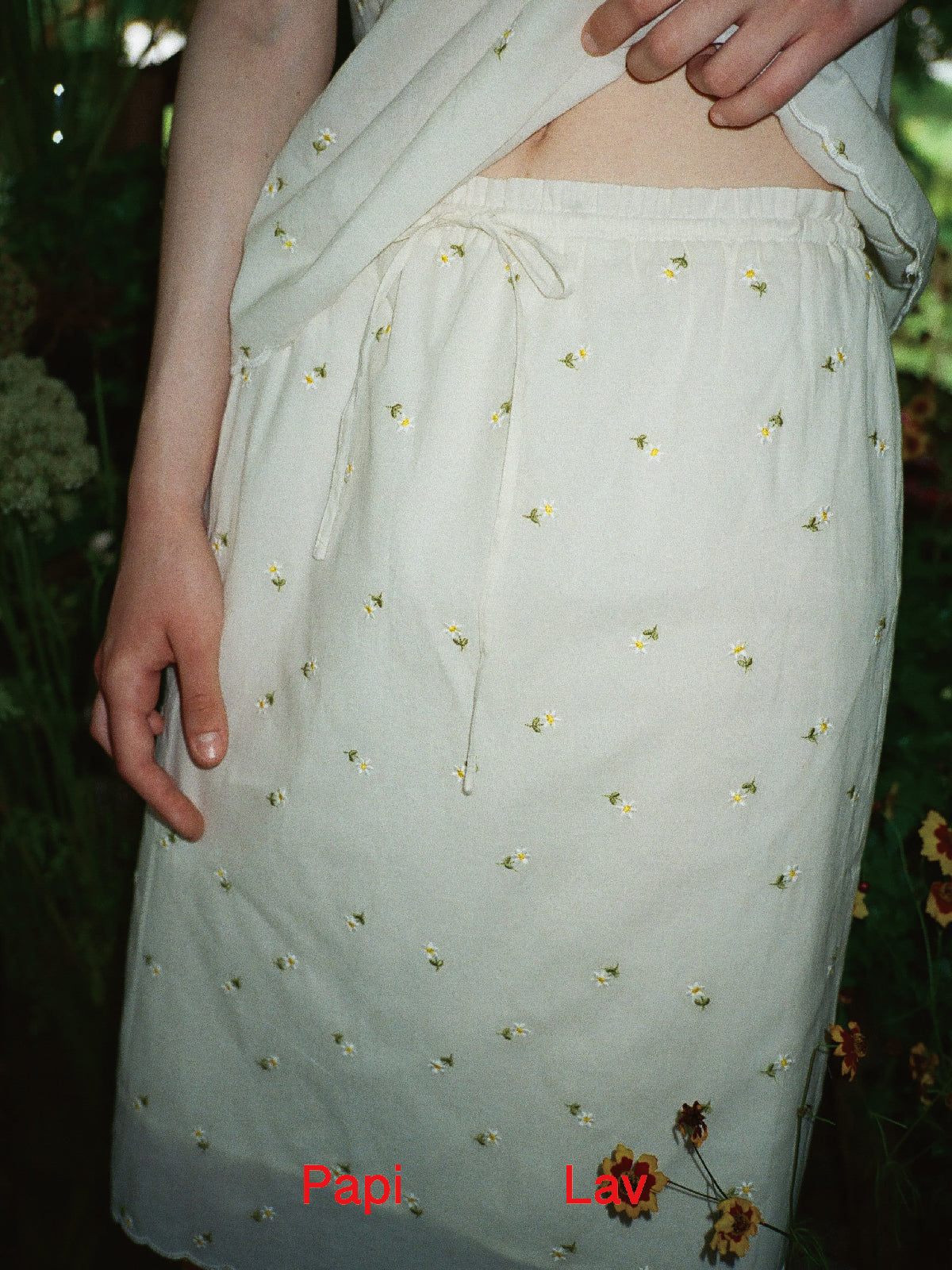 DAISY EMBROIDERY WIND CHIME SKIRT SET