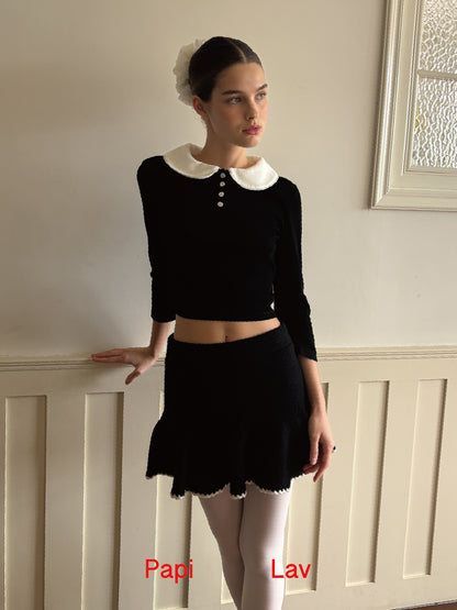 BLACK GENTLE TOP