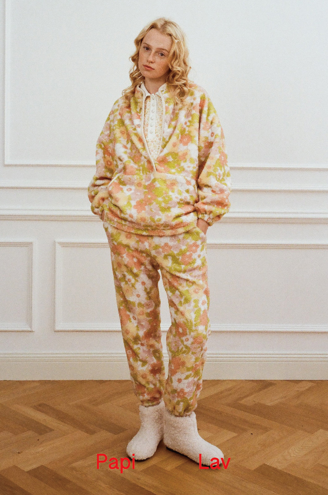 FLORAL PRINT OVERSIZED POLAR FLEECE SWEATSHIRT AND PANTS