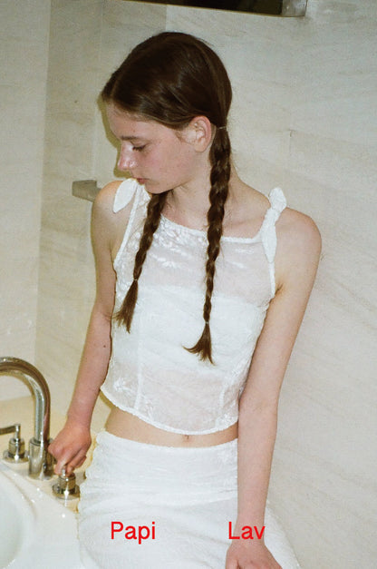 White Daisy Rosy top