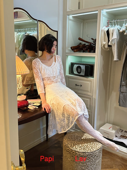 WHITE LACE GHOSTING FLARED SKIRT