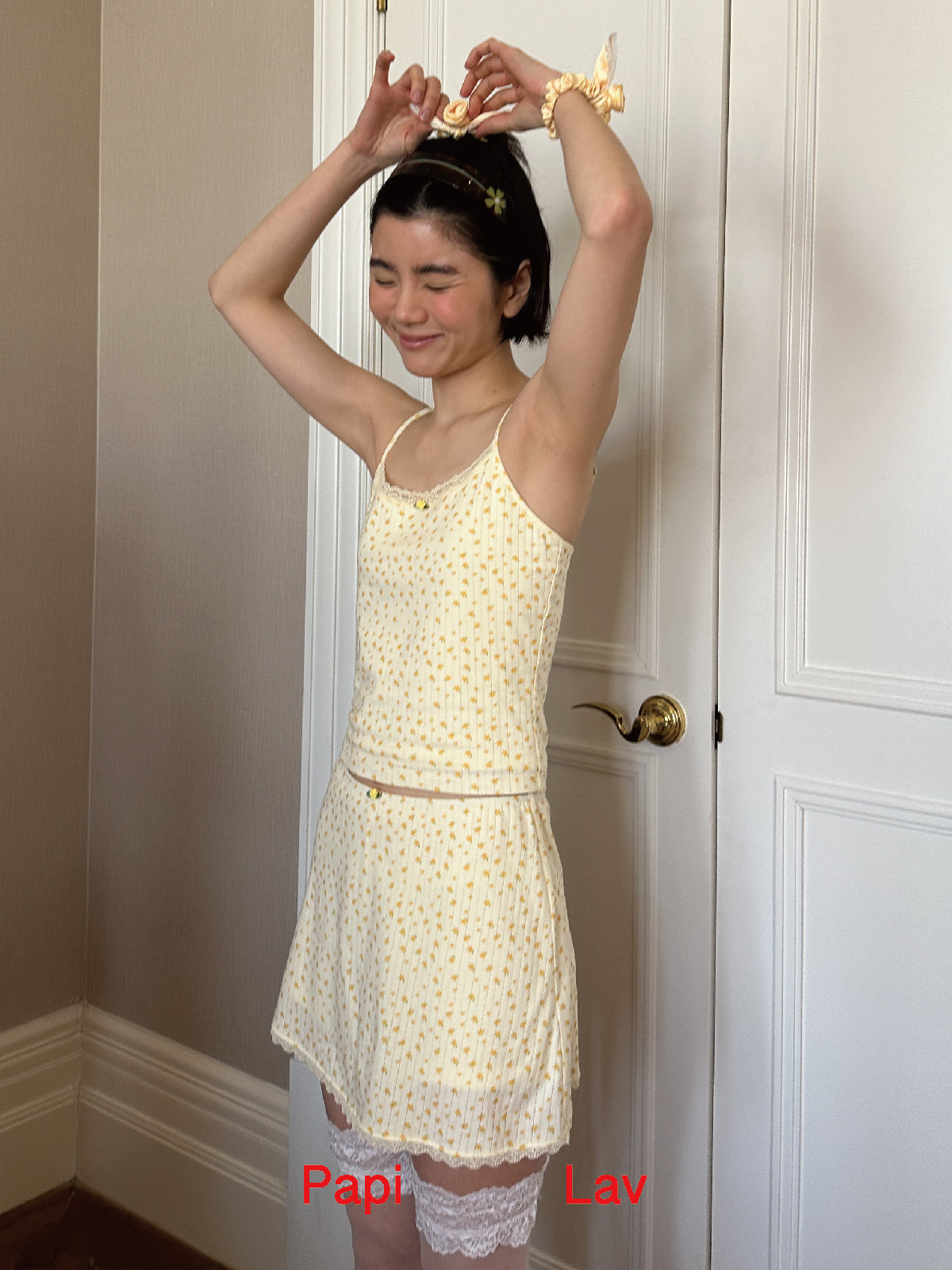 YELLOW FLORAL PRINT ROSY TANK TOP