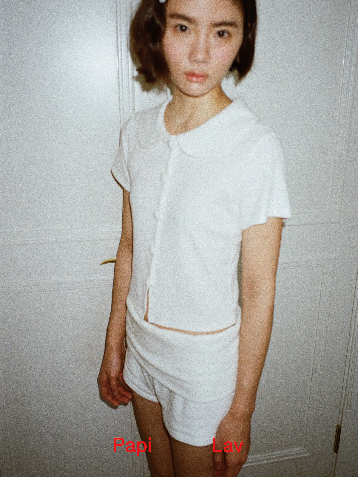 WHITE RIZZ SHORTS