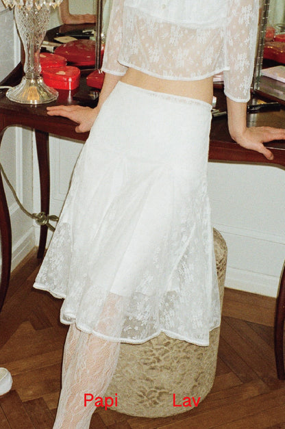 WHITE LACE GHOSTING FLARED SKIRT