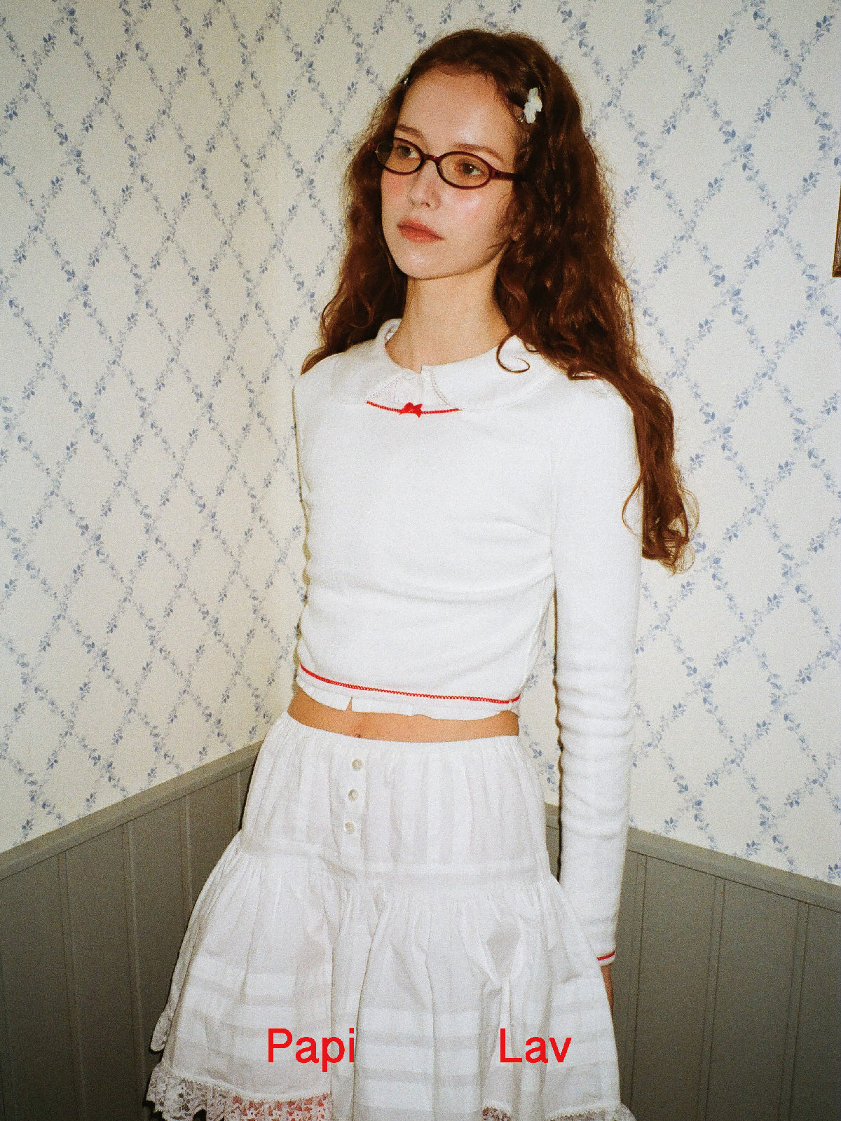 RED / WHITE KISSY TOP